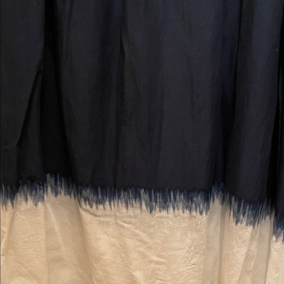 Vera Wang Navy and White Women's Skirt - Picture 2 of 6